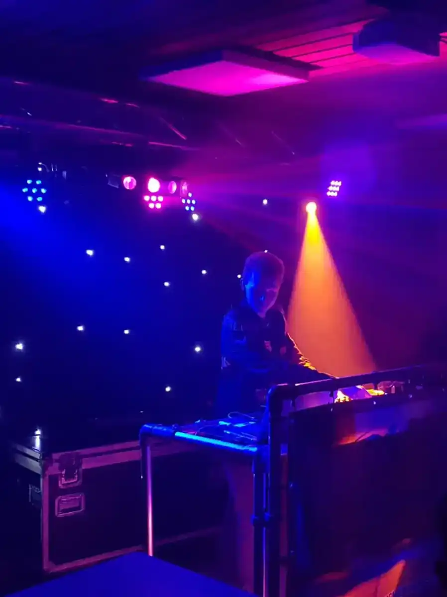 Casper van DJ CT